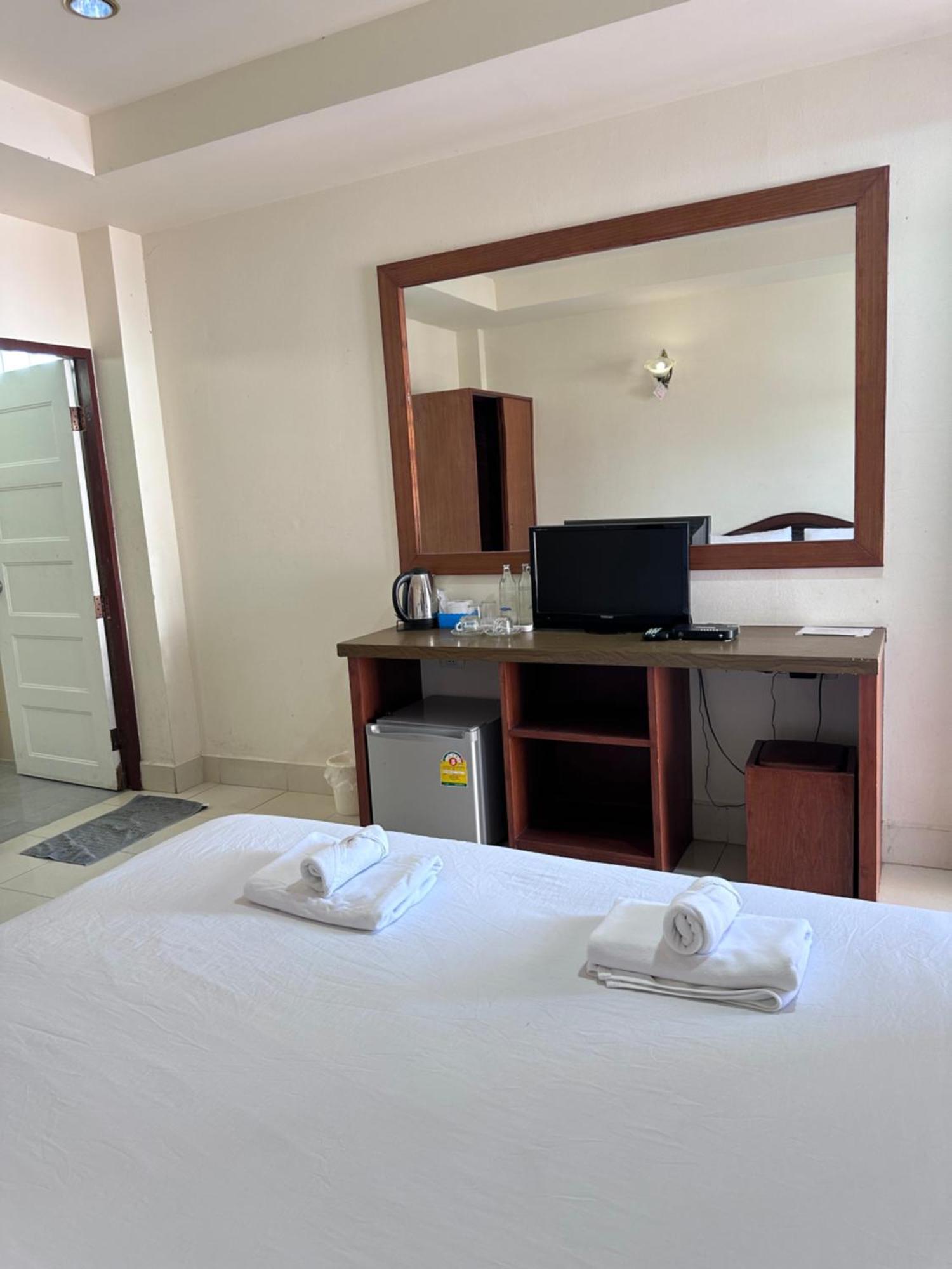 Phurafah Place Hotel โรงแรมภูระฟ้า เพลส Nan Εξωτερικό φωτογραφία