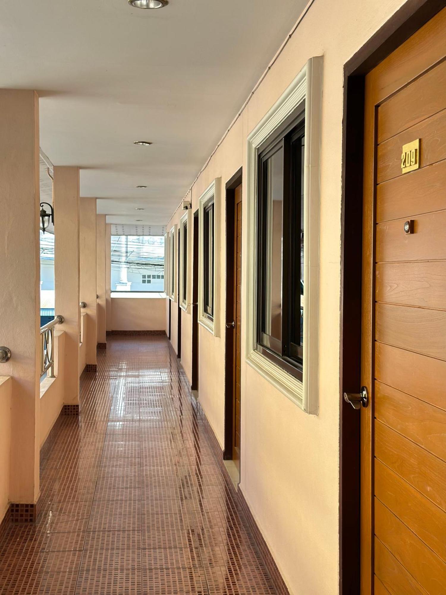 Phurafah Place Hotel โรงแรมภูระฟ้า เพลส Nan Εξωτερικό φωτογραφία